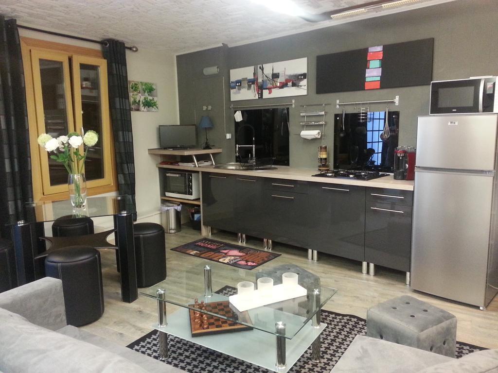 Escapade Saint Jean Apartment มงต์ลูซง ภายนอก รูปภาพ